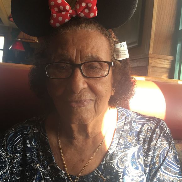 Meet your Posher, Max - Picture 1 of 1